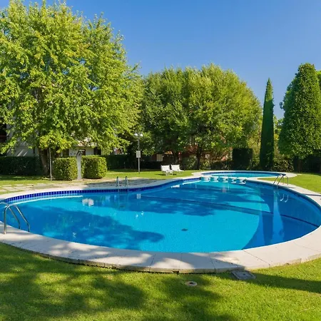 아파트 Charming Nest